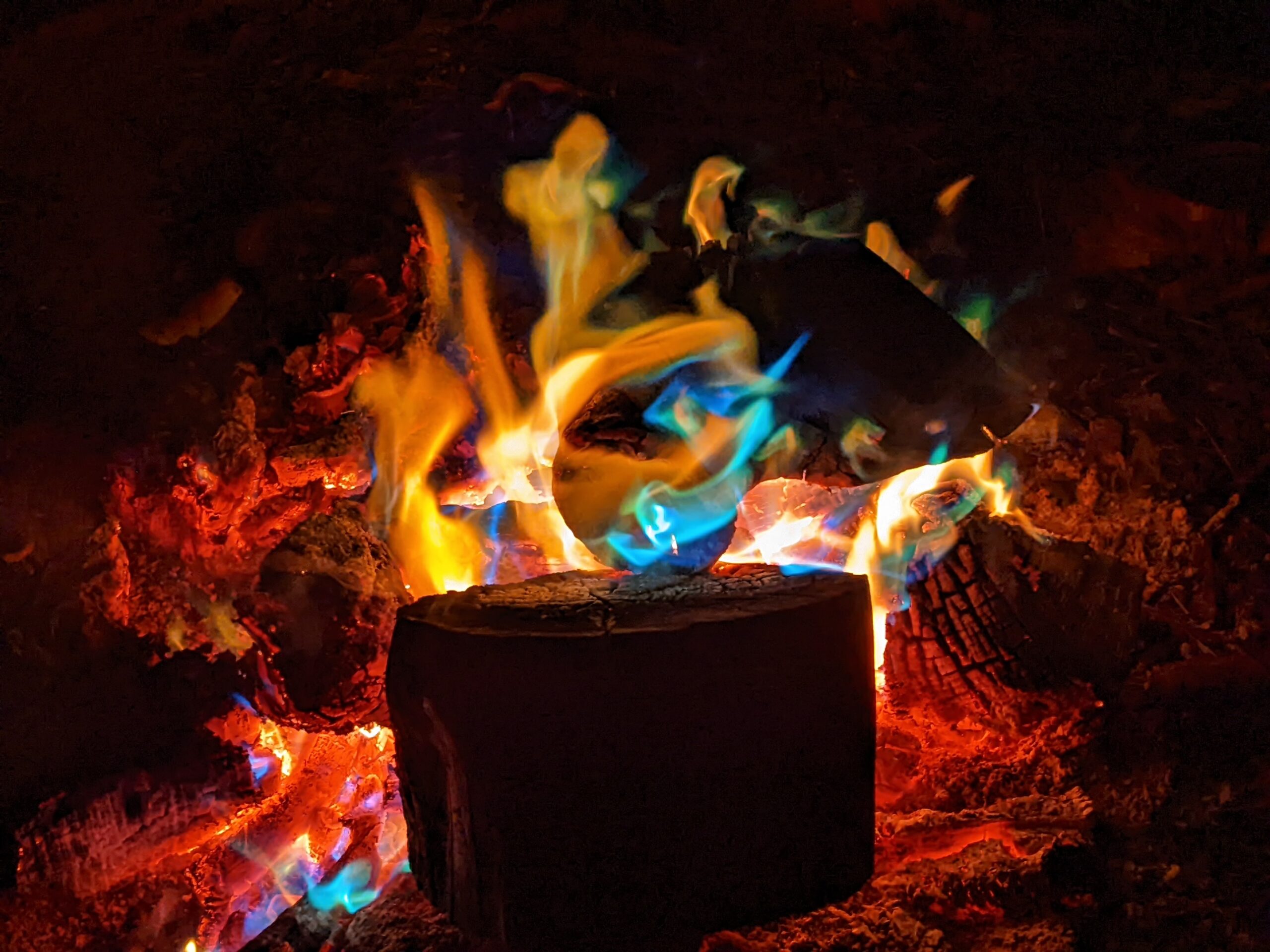 Ein Sommerfest der Fülle 22 Magisches Sonnenwend-Feuer